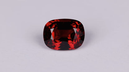 Roter Spinell