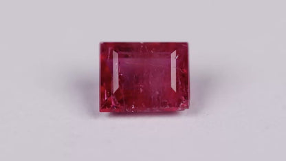 Roter Beryll